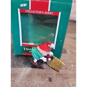 Hallmark hark its Herald 1989 ornament Xmas decor